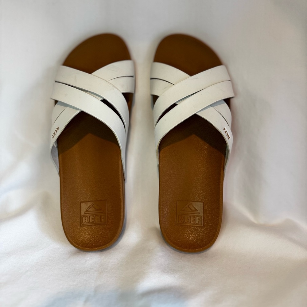 Reef White and Brown Sandals with Crisscross Straps